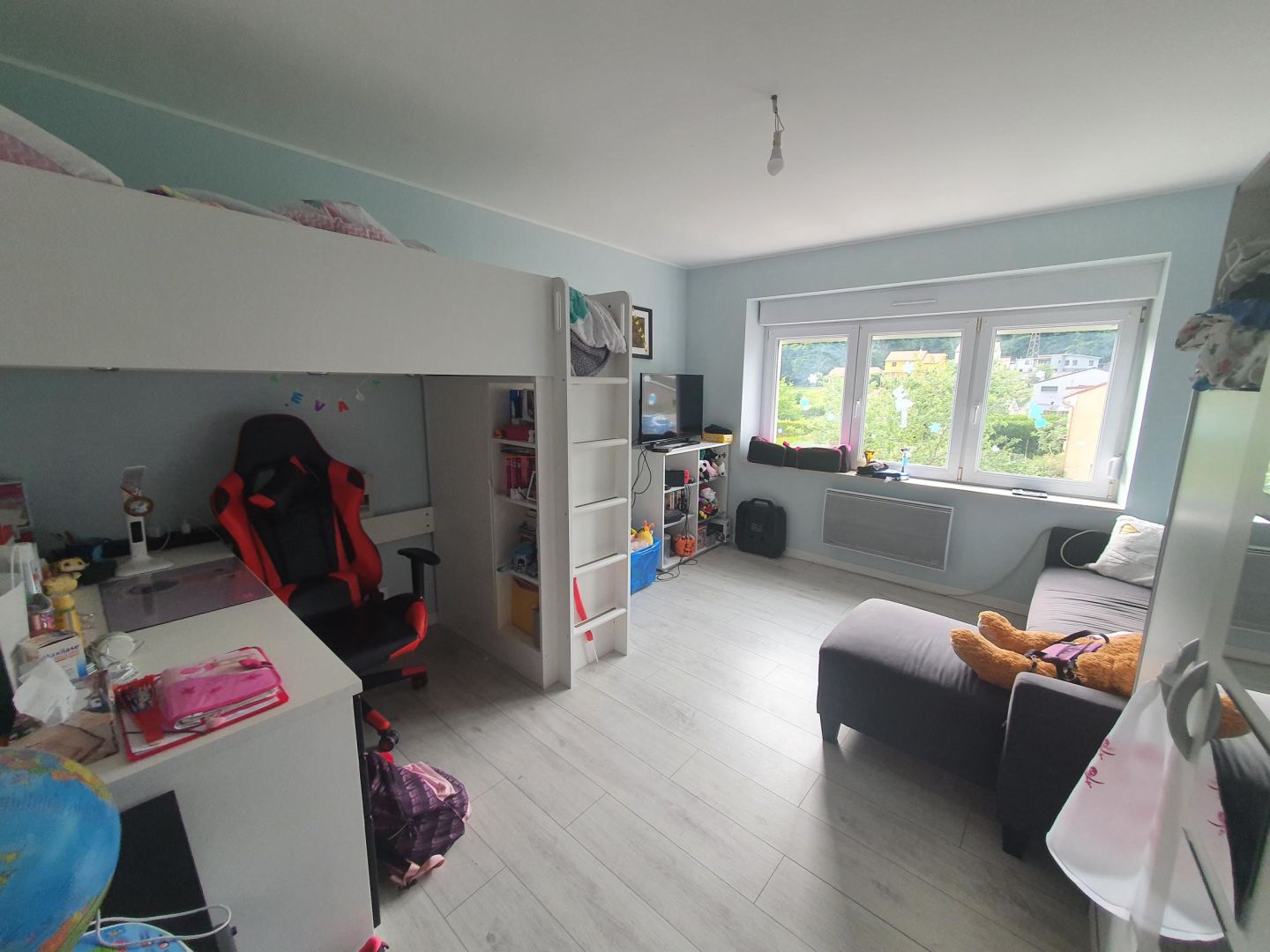 Image 7