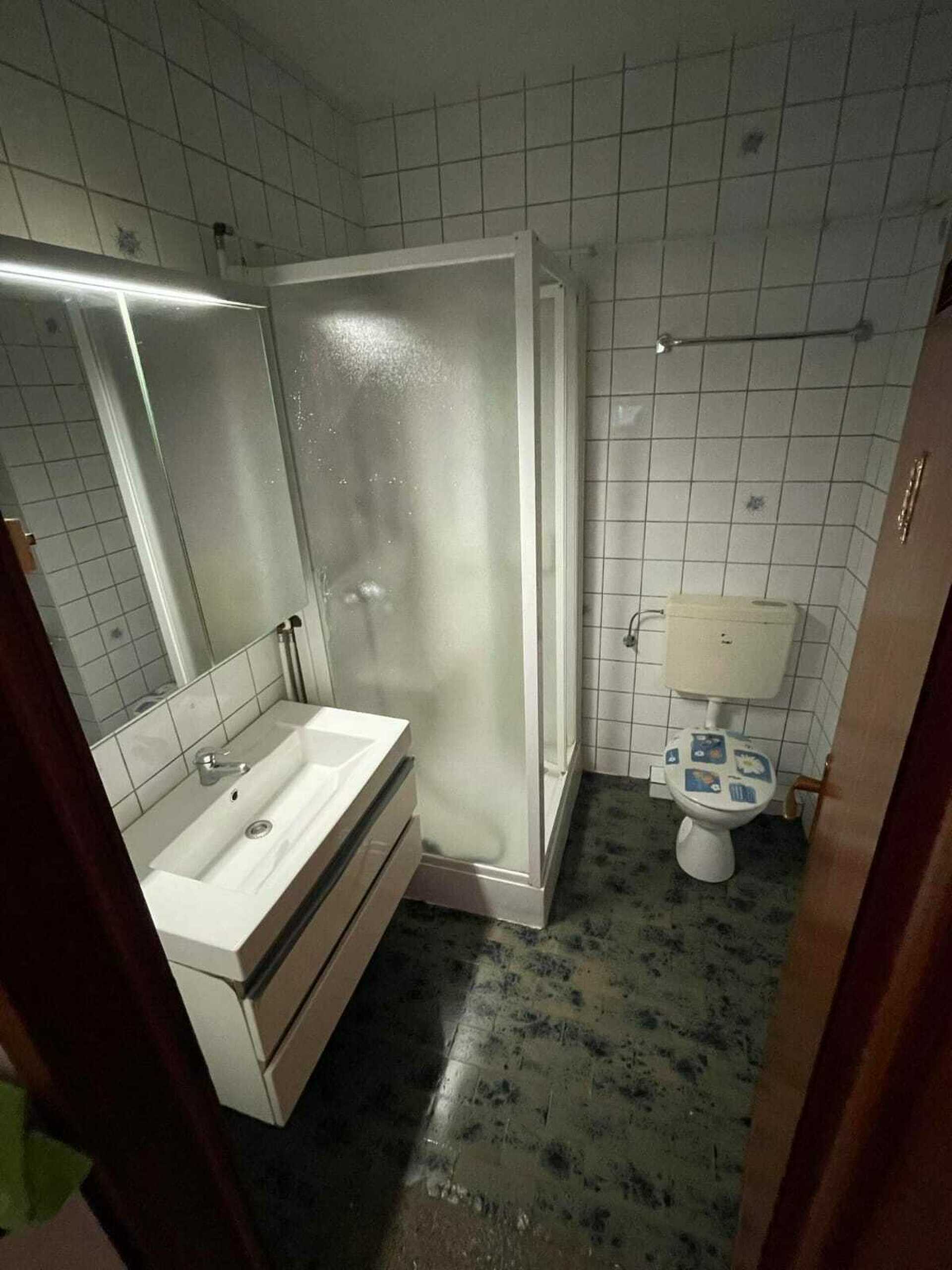Image 9